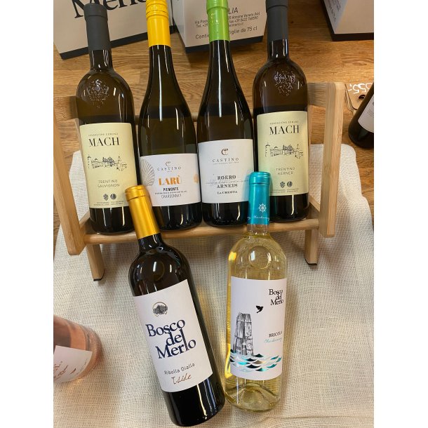 6 FOR�RSHVIDE MARTS26