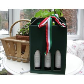 VINGAVEN: gavekarton med tre flasker